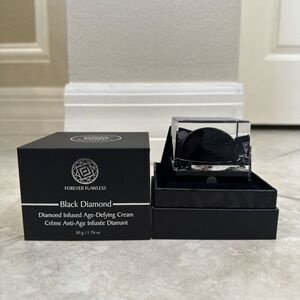 FOREVER FLAWLESS BLACK DIAMOND INFUSED‎ AGE DEFYING CREAM - 1.76 oz/50 g